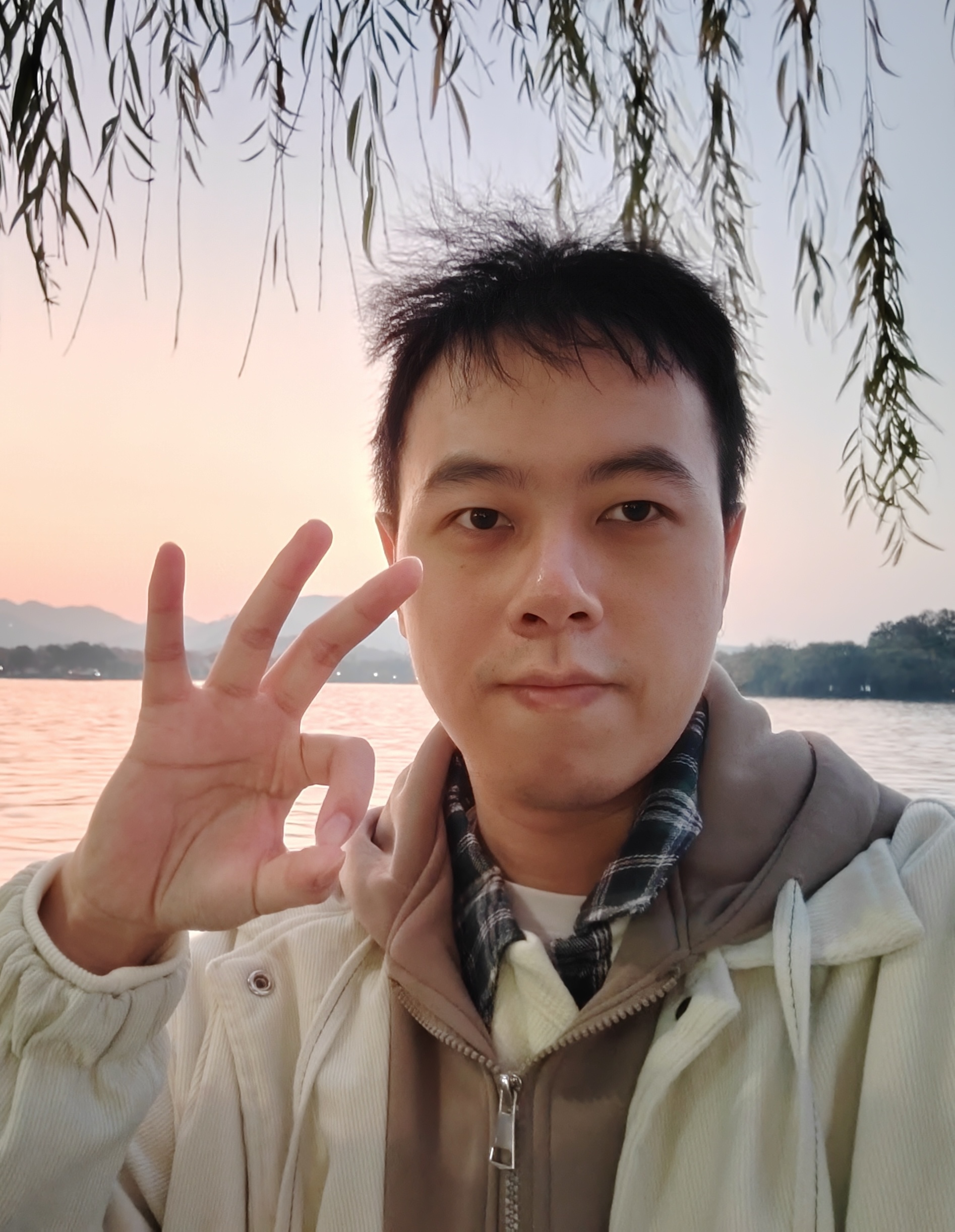 Yunqi Liu